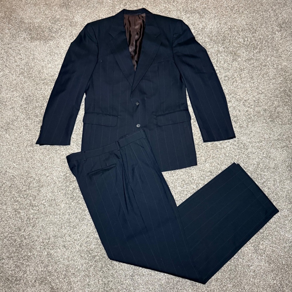 Vintage Burberrys Mens Navy Blue Pinstripe 2 Piece Suit Blazer Trousers USA Made